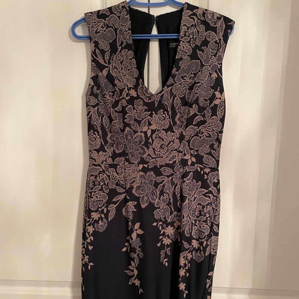 Le chateau evening dress size medium